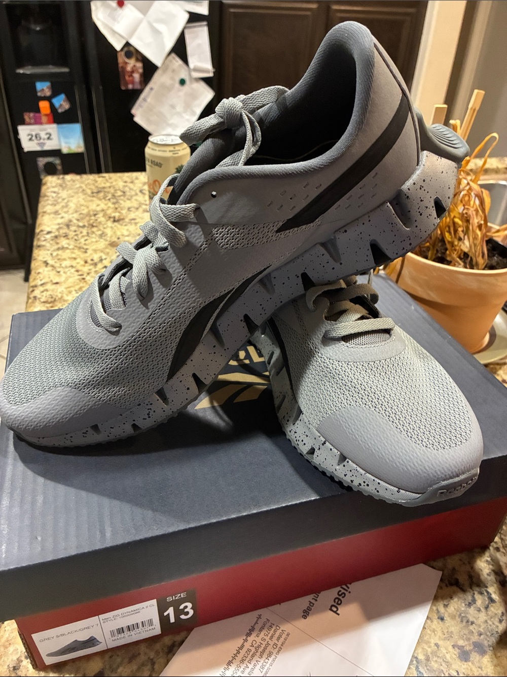 Reebok Men's Gray Athletic Lace-Up Trainers with Speckled Midsole